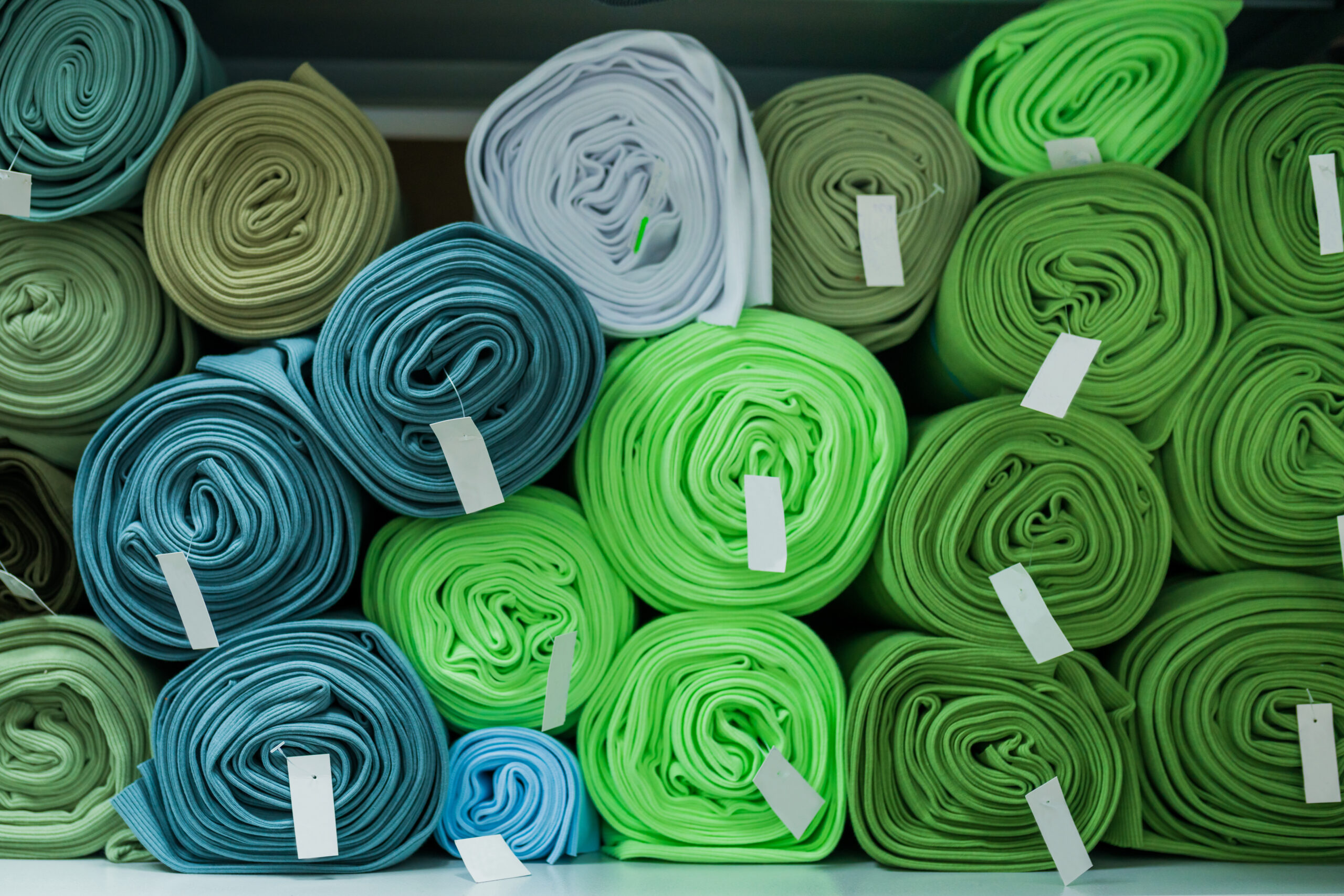 Telas tejido de punto colores verde y blanco Indutex